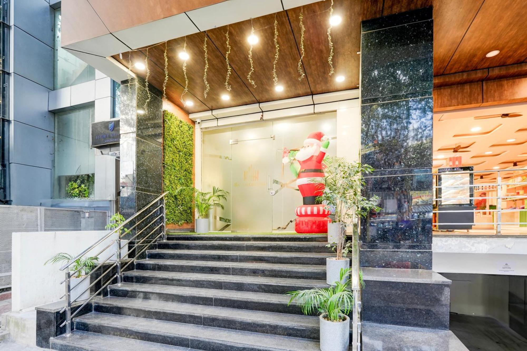 Super Townhouse Oak Aecs Formerly Bangalore Times Екстериор снимка