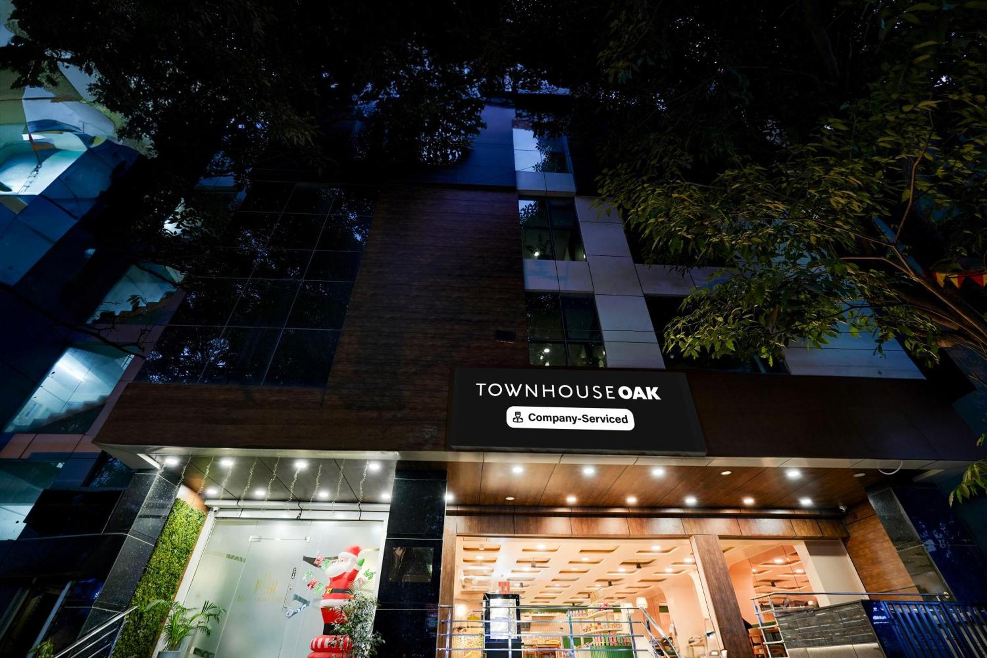 Super Townhouse Oak Aecs Formerly Bangalore Times Екстериор снимка