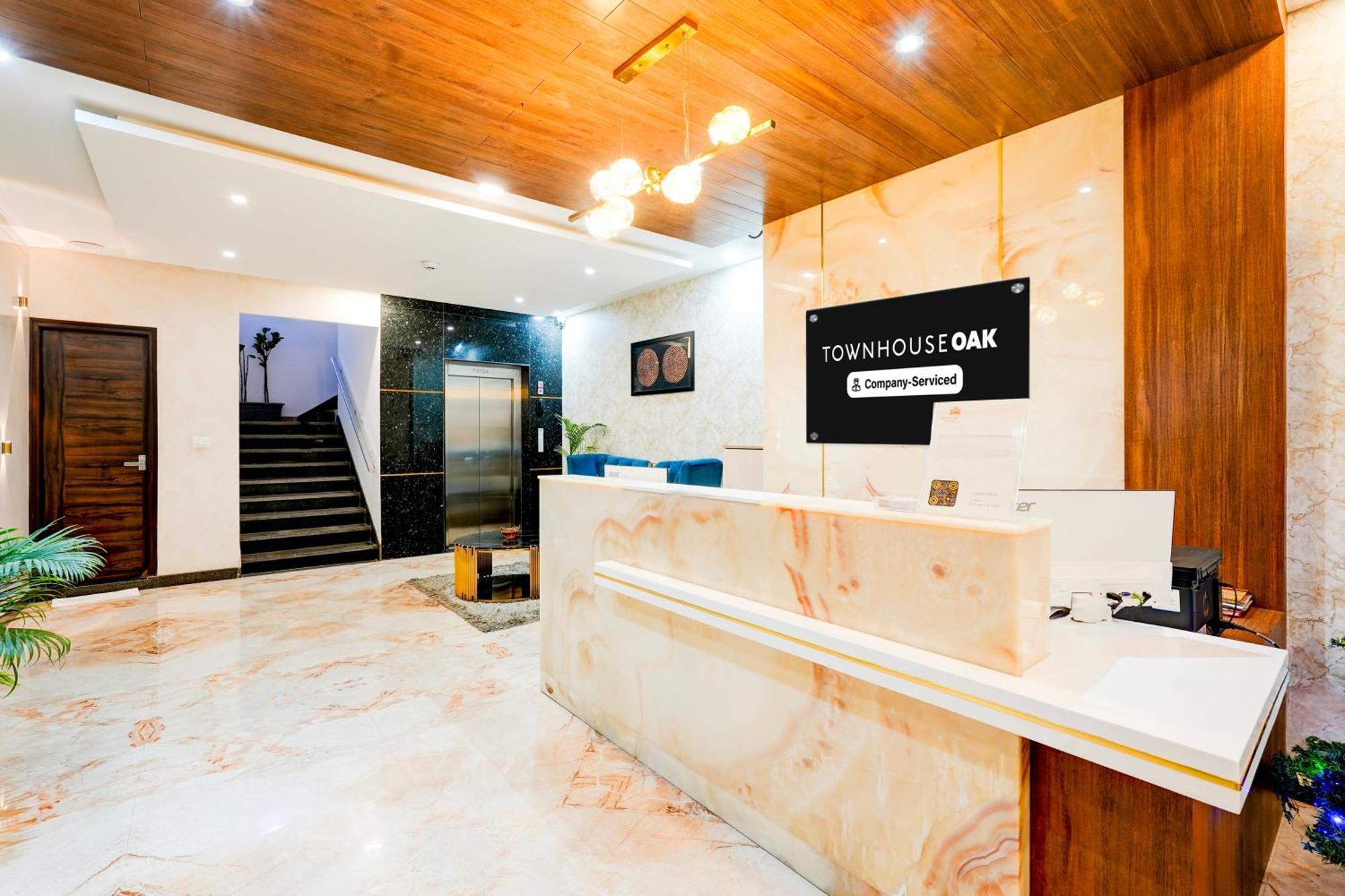 Super Townhouse Oak Aecs Formerly Bangalore Times Екстериор снимка